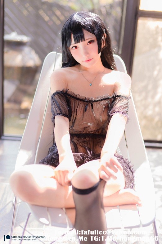 喵站網紅嫩妹小丁多種COS裝誘惑117P/1V
